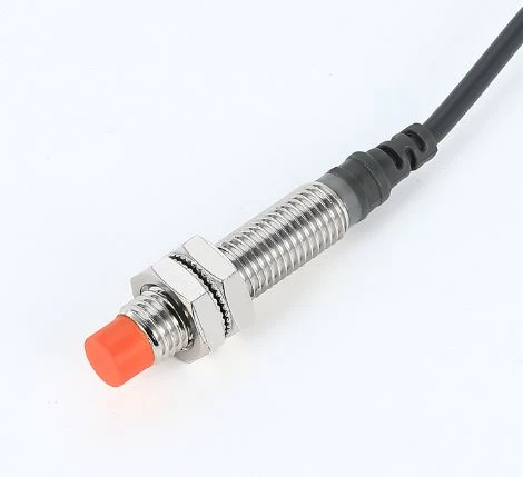 Inductive Proximity Switch M8 DC PNP 3 Wires NO 24V